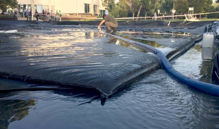 Dewatering of sludge 1.jpg